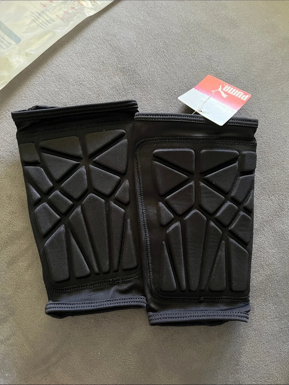 Puma EVO360 shin guard sleeve with calf protection